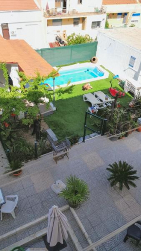 Comfortable Apartment in Feijó with Shared Pool, 90 m²